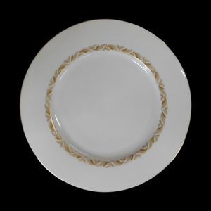 Castleton Carlton Made in the U.S.A. 10.5" Dinner Plate